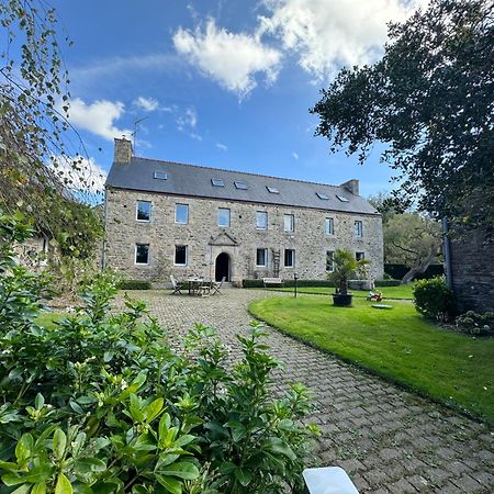 Le Domaine De Coat Rogan, La Chambre Du Tregor Ploezal Exterior photo